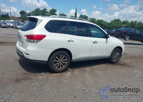 2013 Nissan Pathfinder Sv z USA, uszkodzony, nr VIN 5N1AR2MM7DC627457